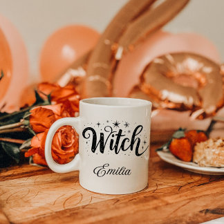 Taza Elegante nombre "bruja" Halloween blanco y negro