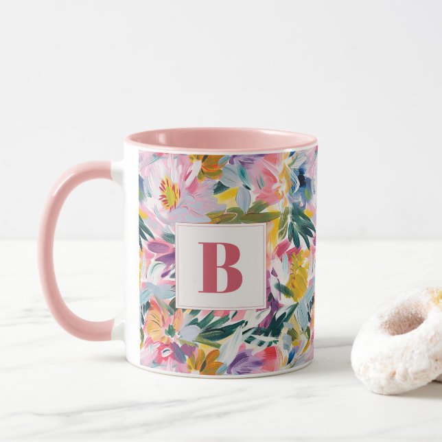 Taza Elegante Pastel Rosa Abstracto Floral Monogramado (Con donut)