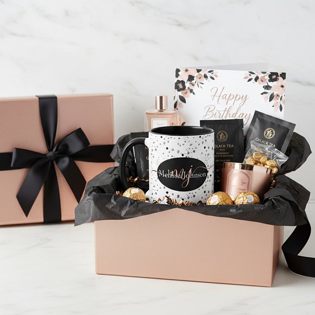 Taza Elegante Rosa con letras de oro en negro (Subido por el creador)