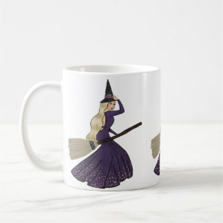 Taza elegante rubia de la bruja