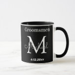 Taza elegantes groomsmens personalizados en blanco negr<br><div class="desc">elegantes groomsmen blanco negro personalizado Mug, personalizado</div>