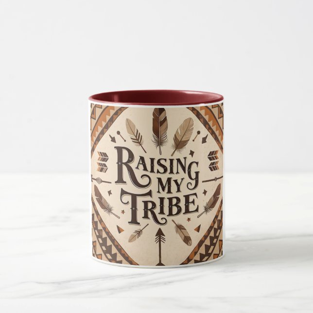 Taza Elevar el Día de la Madre de mi tribu (Centro)