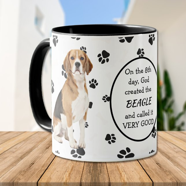 Taza En el octavo día Dios creó los Beagles (Subido por el creador)