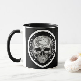 Taza En la muerte, estamos igual