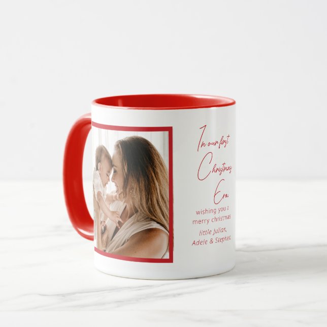 Taza En nuestro primer regalo de Recién nacido de Navid (Anverso izquierdo)