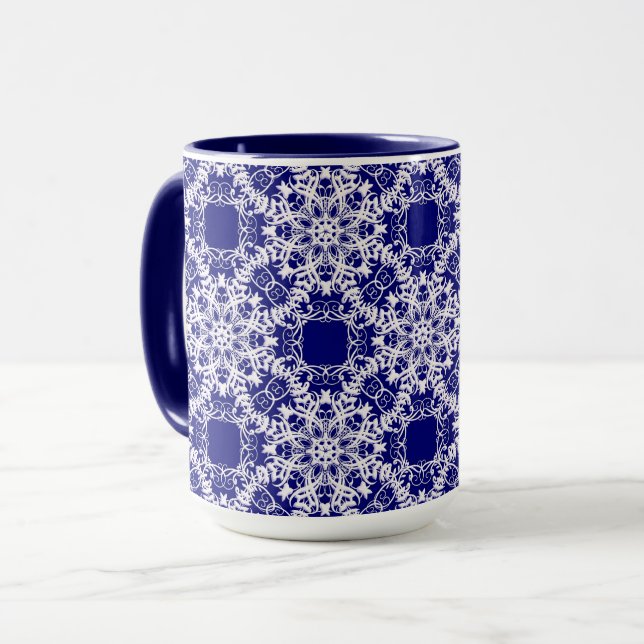 Taza encaje victoriano floral. (Anverso izquierdo)