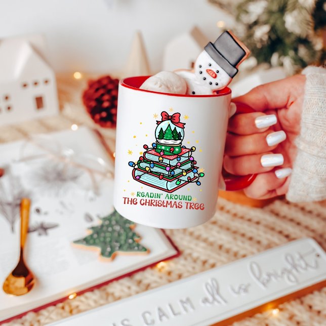 Taza Encantador amante de los libros leyendo alrededor  (Subido por el creador)