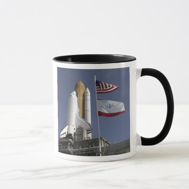 Taza Endeavor del transbordador espacial 2 (Derecha)
