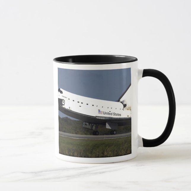 Taza Endeavor del transbordador espacial 27 (Derecha)
