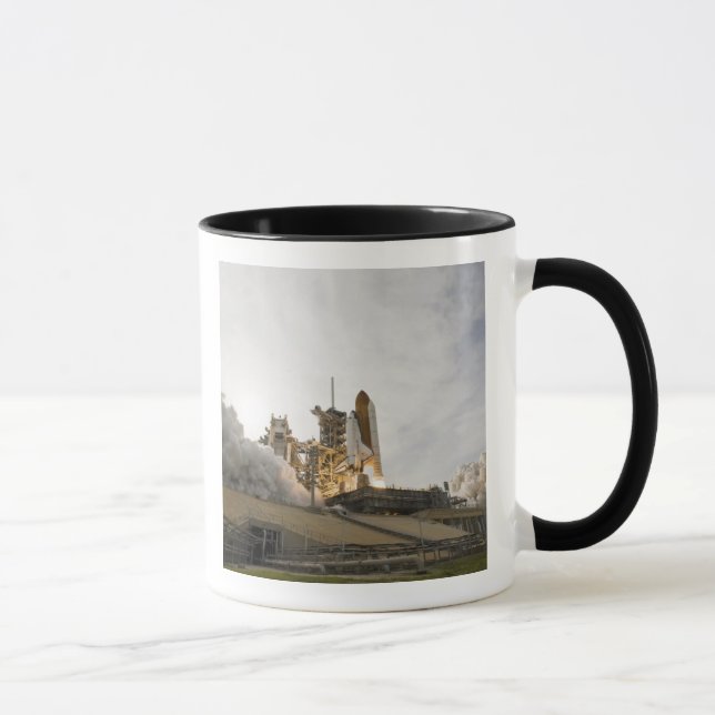 Taza Endeavor del transbordador espacial despega 5 (Derecha)