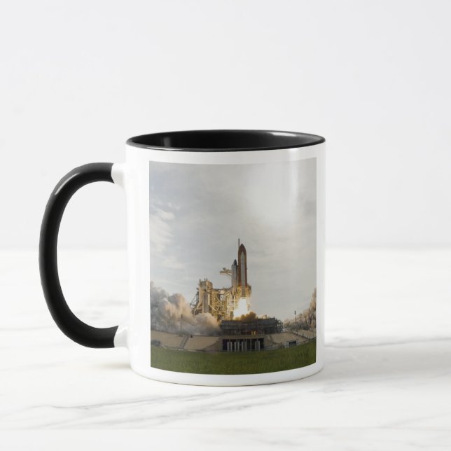Taza Endeavor del transbordador espacial despega 8 (Izquierda)