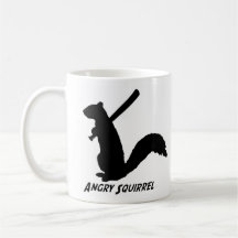 Taza enojada de la ardilla (negro)