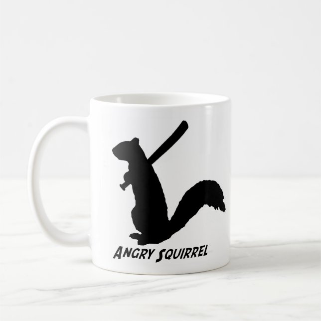 Taza enojada de la ardilla (negro) (Izquierda)