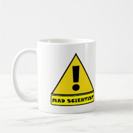 Taza enojada del científico