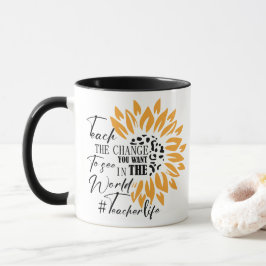 Taza enseñar el cambio que quieres ver en el regalo del