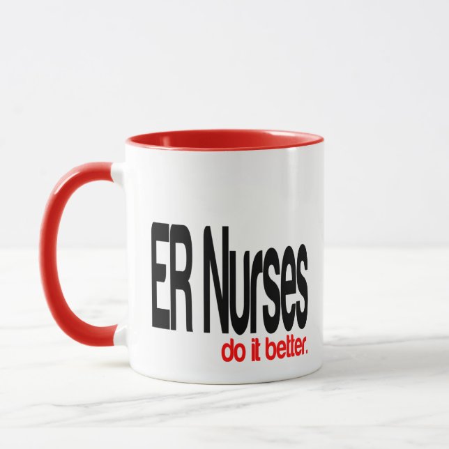 Taza ER Las enfermeras lo hacen Mejor Chiste (Izquierda)