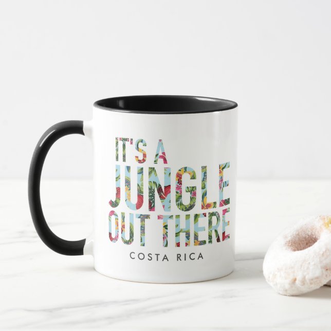 Taza Es un café de recuerdo en Costa Rica (Con donut)