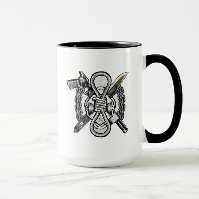 Taza Escuadrón suicida | Arte de tatuaje de armas delga (Derecha)
