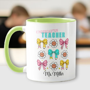 Taza Escuelas de docentes Cute Colorful Bow Nombre sonr