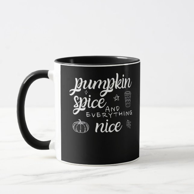 Taza Especie De Calabaza Y Todo Está Bien - Meme Autumn (Izquierda)