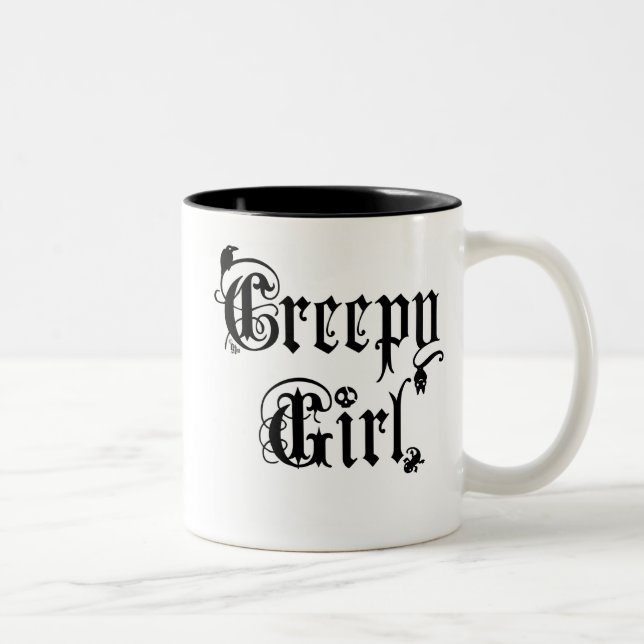 Taza espeluznante del chica (Derecha)