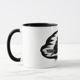 Taza espeluznantes brujas negras voladoras sobre palill