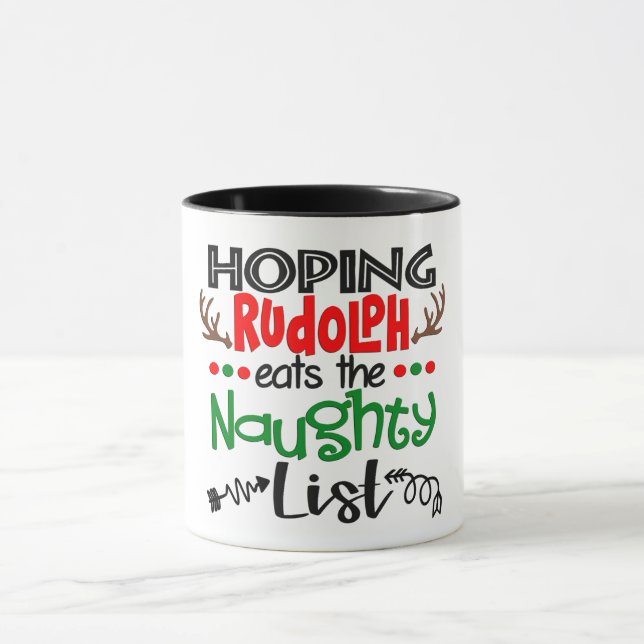 Taza Esperando que Rudolph coma la lista traviesa (Centro)