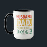 Taza Esposo, papá, la leyenda del baloncesto<br><div class="desc">Que el hombre en tu vida sepa que es una leyenda (¡aunque esté en su propia mente!). Puedes personalizar esto con su nombre,  y estará encantado de anunciar su estado a sus amigos y compañeros de trabajo y otros jugadores de pickleball.</div>