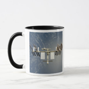 Taza Estación espacial internacional backdropped