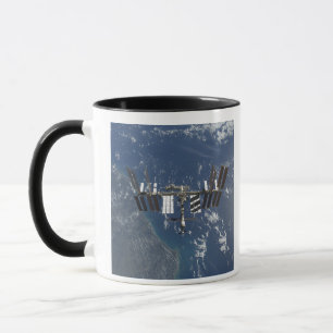 Taza Estación Espacial Internacional en órbita 3