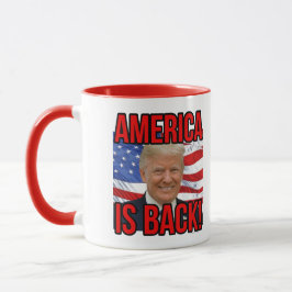 Taza Estados Unidos está de vuelta con Donald Trump Ban