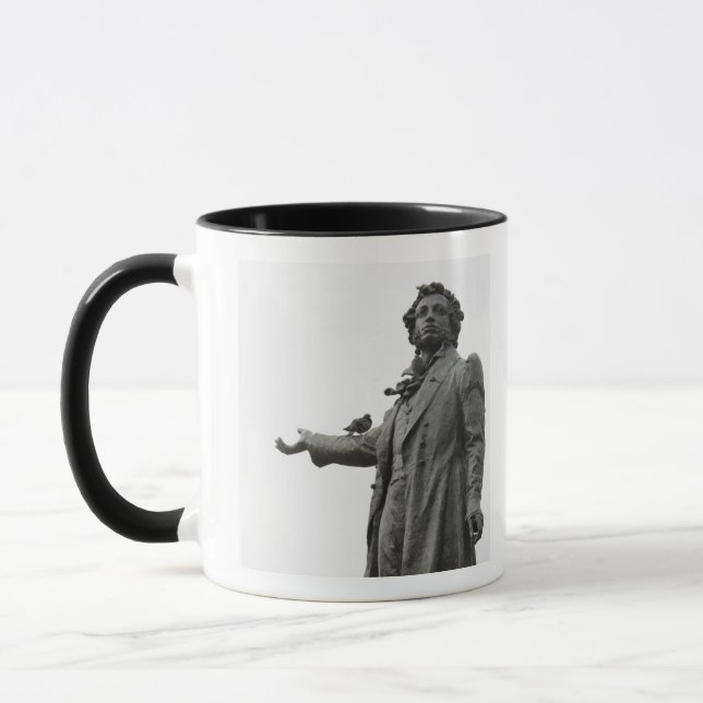 Taza Estatua de Alexander Pushkin, San Petersburgo (Izquierda)