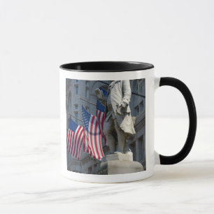 Taza estatua de Benjamin Franklin en Washington, DC