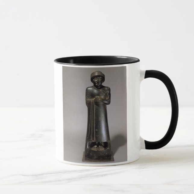 Taza Estatua de Gudea, príncipe de Lagash, Neo-Sumerio, (Derecha)