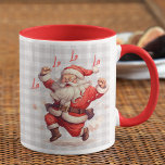Taza 'Este es el nombre personalizado de los Navidades<br><div class="desc">'Este es el nombre personalizado de los Navidades de Santa temporada Holiday Coffee Mug incluye el texto "Esta es la temporada para ser alegre" en caligrafía roja moderna con tu nombre personalizado en un fondo dorado con un alegre Santa. Perfecto para regalos de Navidades, fiestas de Navidades y celebraciones de...</div>
