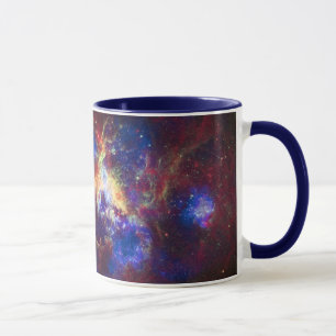 Taza Estrella de la nebulosa de Tarantula formando escu
