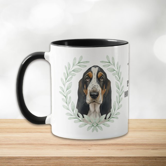 Taza Eucalyptus Wreath Basset Hound Dog Monogram (Subido por el creador)