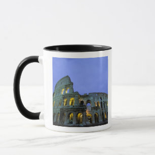 Taza Europa, Italia, Roma. Vista nocturna del
