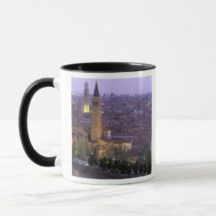 Taza Europa, Italia, Véneto, Verona. Vista desde Castel