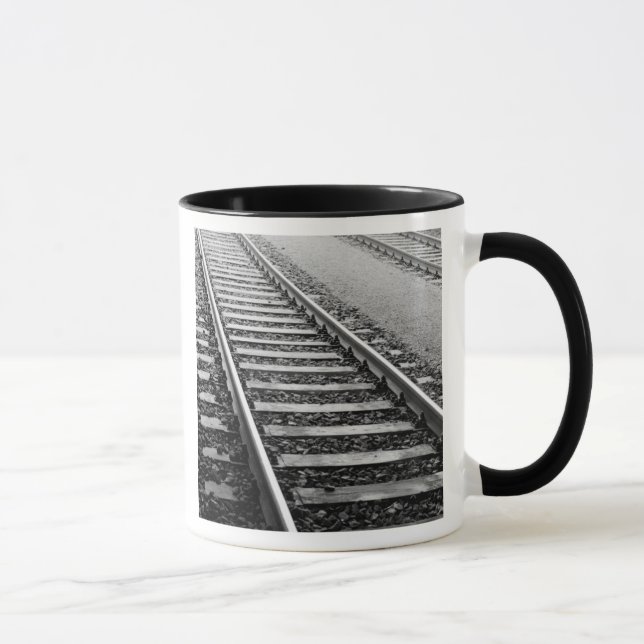 Taza Europa, Suiza, Zúrich. Vías de tren (Derecha)