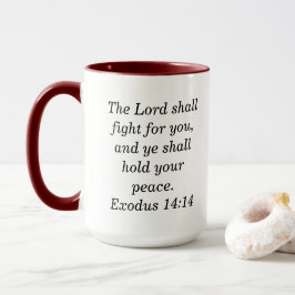 Taza Exodo 14:14 Scripture Maroon de café de dos tonos 