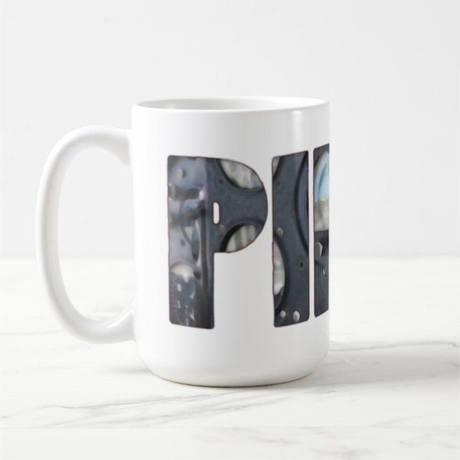 Taza experimental (Izquierda)