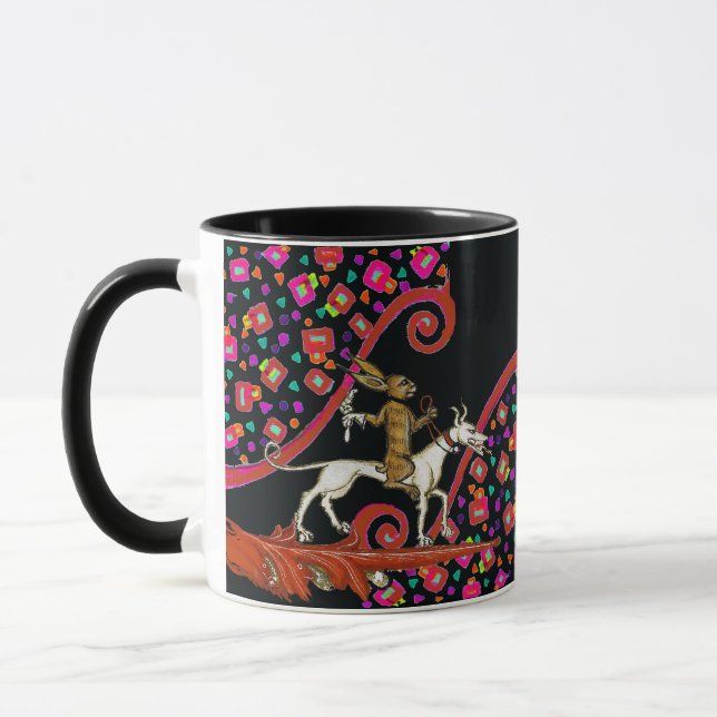 Taza EXTRAÑO conejo BESTIARIO MEDIEVAL montando un perr (Izquierda)
