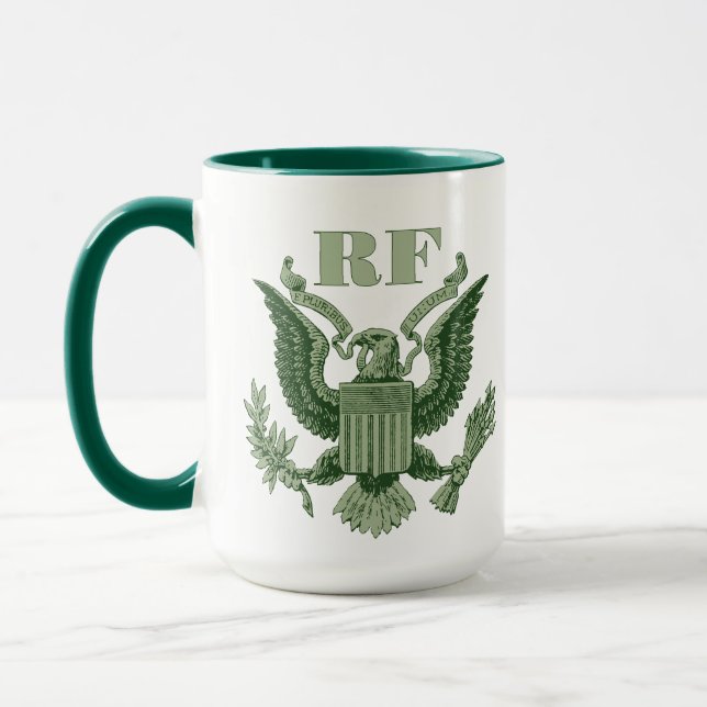 Taza Fathers Day Golf Dad Green Eagle Crest Monogram (Izquierda)