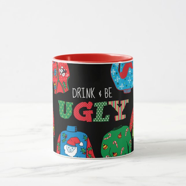 Taza fea del navidad del suéter (Centro)