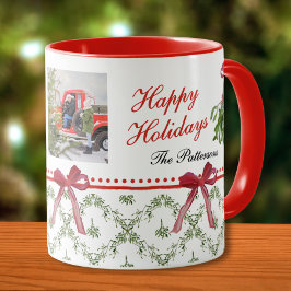 Taza Felices fiestas Mistletoe Red Bow Family Photo