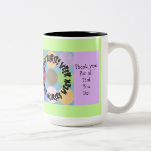 Taza feliz de la semana de las enfermeras