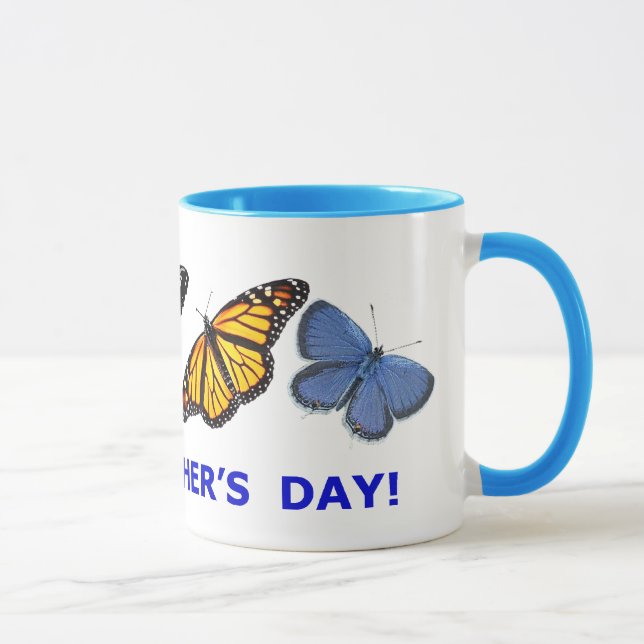 Taza feliz del regalo de la mariposa del día de (Derecha)