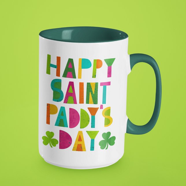 Taza Feliz Día de San Paddy brillantes letras modernas (Subido por el creador)