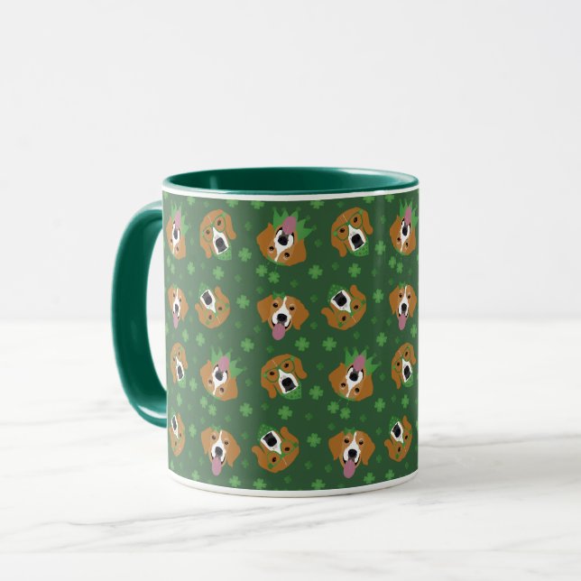 Taza Feliz Día de San Patrón Perros Beagle (Anverso izquierdo)
